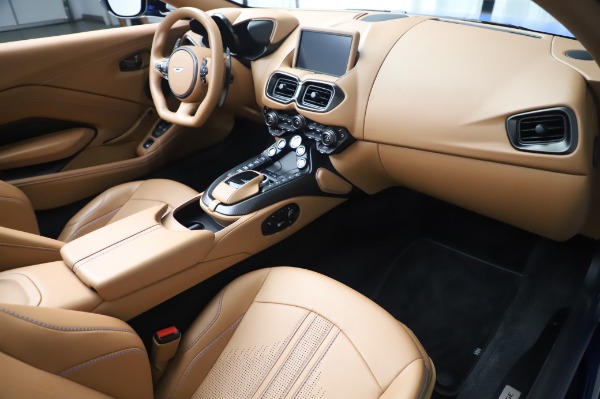 New 2021 Aston Martin Vantage Roadster for sale Sold at Aston Martin of Greenwich in Greenwich CT 06830 18