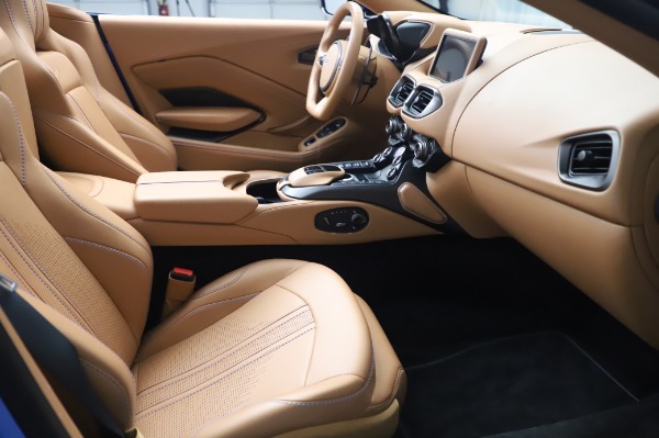New 2021 Aston Martin Vantage Roadster for sale Sold at Aston Martin of Greenwich in Greenwich CT 06830 19
