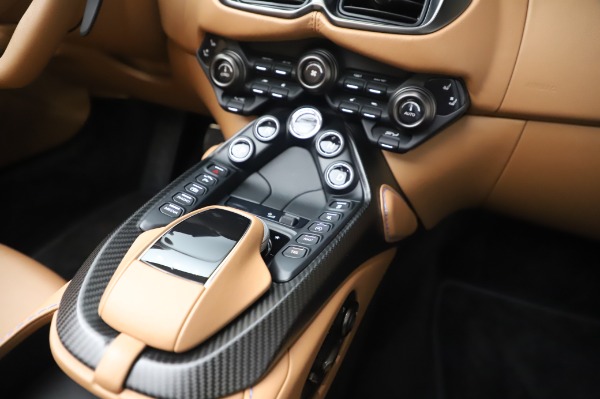 New 2021 Aston Martin Vantage Roadster for sale Sold at Aston Martin of Greenwich in Greenwich CT 06830 22