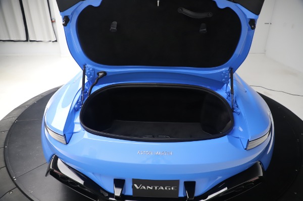 New 2021 Aston Martin Vantage Roadster for sale Sold at Aston Martin of Greenwich in Greenwich CT 06830 24