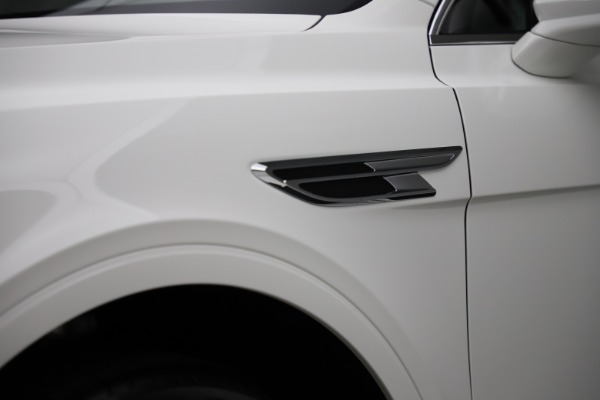 New 2021 Bentley Bentayga V8 for sale Sold at Miller Motorcars Aston Martin in Greenwich CT 06830 17