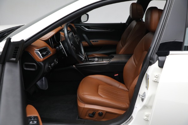 Used 2020 Maserati Ghibli S Q4 for sale Sold at Aston Martin of Greenwich in Greenwich CT 06830 25