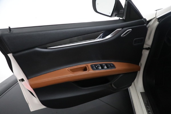 Used 2020 Maserati Ghibli S Q4 for sale Sold at Aston Martin of Greenwich in Greenwich CT 06830 27