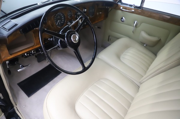 Used 1965 Rolls-Royce Silver Cloud III for sale Sold at Aston Martin of Greenwich in Greenwich CT 06830 14