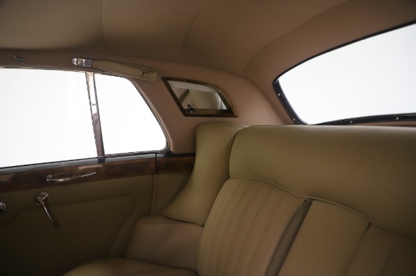 Used 1965 Rolls-Royce Silver Cloud III for sale Sold at Aston Martin of Greenwich in Greenwich CT 06830 22