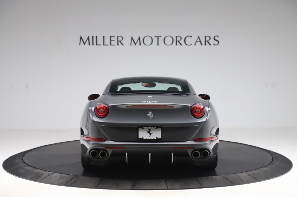 Used 2015 Ferrari California T for sale Sold at Aston Martin of Greenwich in Greenwich CT 06830 18