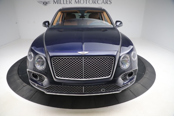 Used 2018 Bentley Bentayga W12 Signature Edition for sale Sold at Aston Martin of Greenwich in Greenwich CT 06830 13