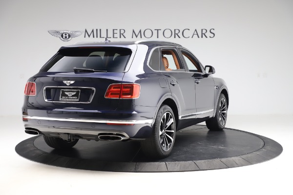 Used 2018 Bentley Bentayga W12 Signature Edition for sale Sold at Aston Martin of Greenwich in Greenwich CT 06830 7