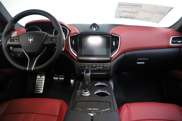 New 2020 Maserati Ghibli S Q4 GranSport for sale Sold at Miller Motorcars Aston Martin in Greenwich CT 06830 28