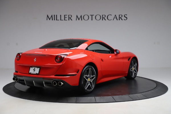 Used 2017 Ferrari California T for sale $175,900 at Aston Martin of Greenwich in Greenwich CT 06830 16