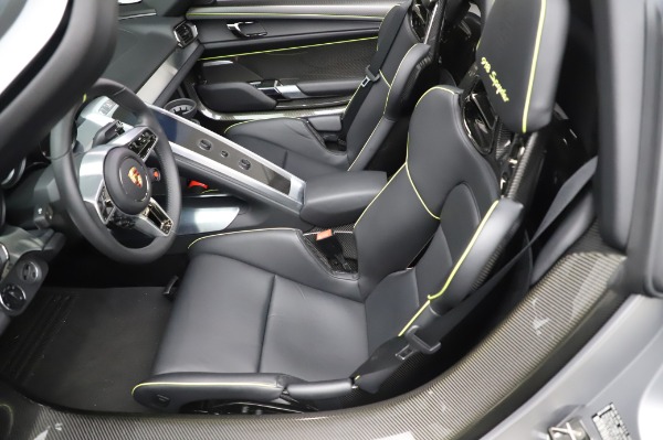 Used 2015 Porsche 918 Spyder for sale Sold at Aston Martin of Greenwich in Greenwich CT 06830 23