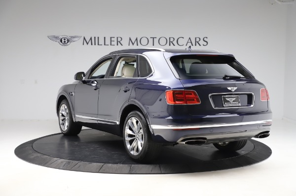 Used 2017 Bentley Bentayga W12 for sale Sold at Aston Martin of Greenwich in Greenwich CT 06830 5