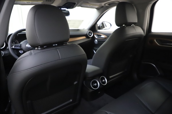 New 2020 Alfa Romeo Giulia Ti Lusso Q4 for sale Sold at Miller Motorcars Aston Martin in Greenwich CT 06830 23