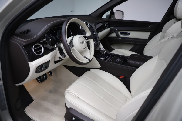 Used 2018 Bentley Bentayga Onyx Edition for sale Call for price at Aston Martin of Greenwich in Greenwich CT 06830 17