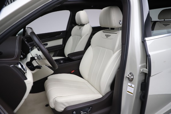 Used 2018 Bentley Bentayga Onyx Edition for sale Call for price at Aston Martin of Greenwich in Greenwich CT 06830 19