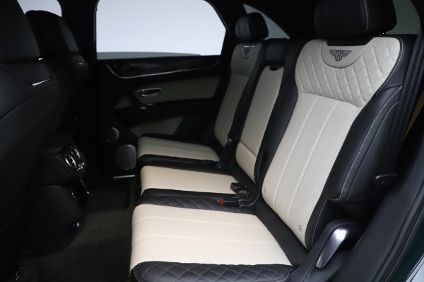 Used 2020 Bentley Bentayga V8 for sale $189,900 at Aston Martin of Greenwich in Greenwich CT 06830 21
