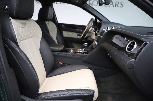 Used 2020 Bentley Bentayga V8 for sale $189,900 at Aston Martin of Greenwich in Greenwich CT 06830 28