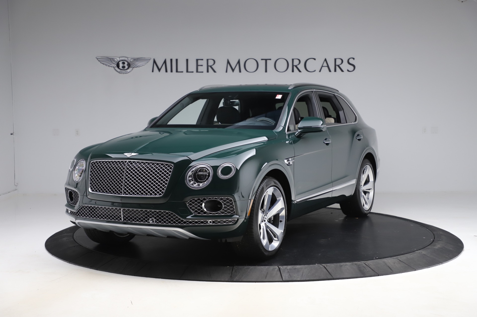 Used 2020 Bentley Bentayga V8 for sale $189,900 at Aston Martin of Greenwich in Greenwich CT 06830 1
