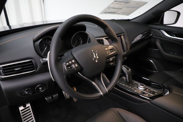 New 2020 Maserati Levante Q4 GranSport for sale $88,485 at Aston Martin of Greenwich in Greenwich CT 06830 13