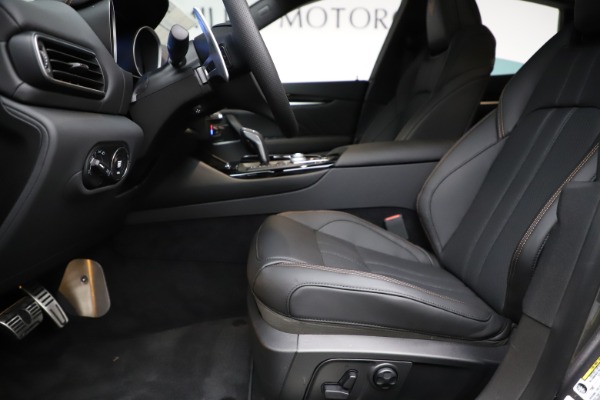 New 2020 Maserati Levante Q4 GranSport for sale $88,485 at Aston Martin of Greenwich in Greenwich CT 06830 14