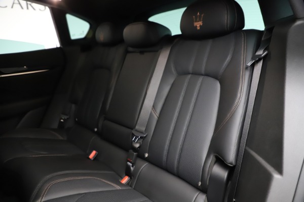 New 2020 Maserati Levante Q4 GranSport for sale $88,485 at Aston Martin of Greenwich in Greenwich CT 06830 17