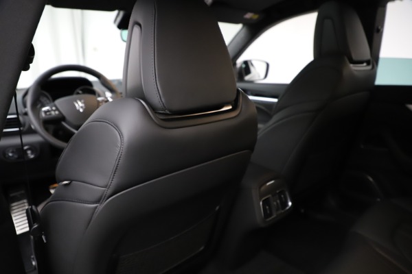 New 2020 Maserati Levante Q4 GranSport for sale $88,485 at Aston Martin of Greenwich in Greenwich CT 06830 19