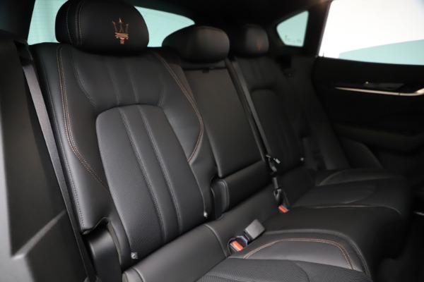 New 2020 Maserati Levante Q4 GranSport for sale $88,485 at Aston Martin of Greenwich in Greenwich CT 06830 25