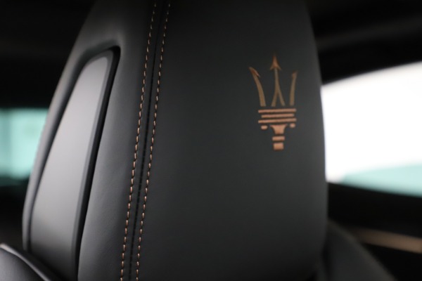 New 2020 Maserati Levante Q4 GranSport for sale $88,485 at Aston Martin of Greenwich in Greenwich CT 06830 28