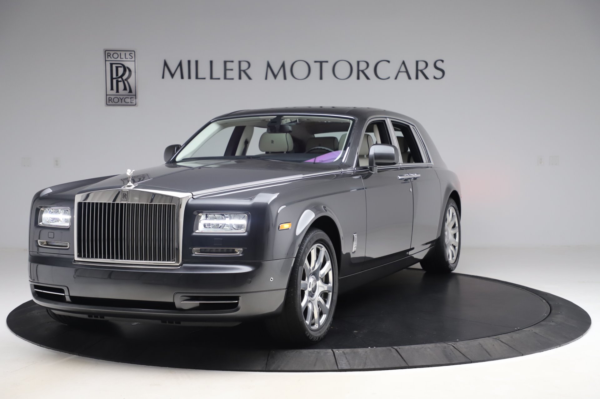 Used 2014 Rolls-Royce Phantom for sale Sold at Aston Martin of Greenwich in Greenwich CT 06830 1