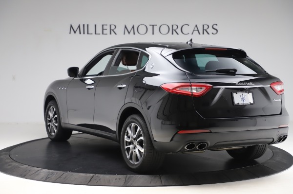 Used 2017 Maserati Levante Q4 for sale Sold at Aston Martin of Greenwich in Greenwich CT 06830 6