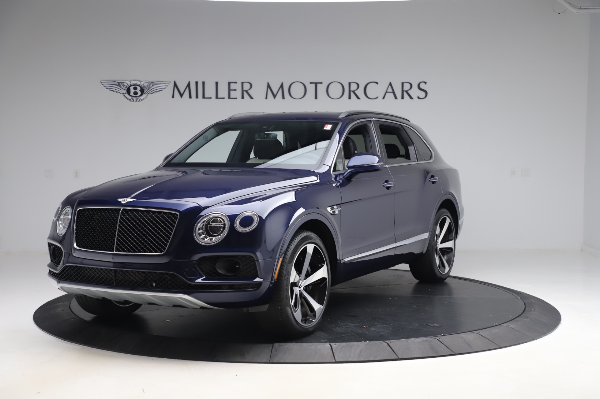 Used 2020 Bentley Bentayga V8 for sale Sold at Aston Martin of Greenwich in Greenwich CT 06830 1