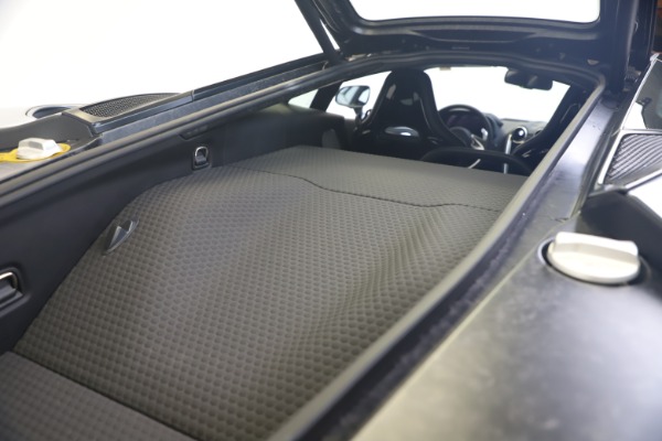 Used 2020 McLaren GT Luxe for sale Sold at Aston Martin of Greenwich in Greenwich CT 06830 20