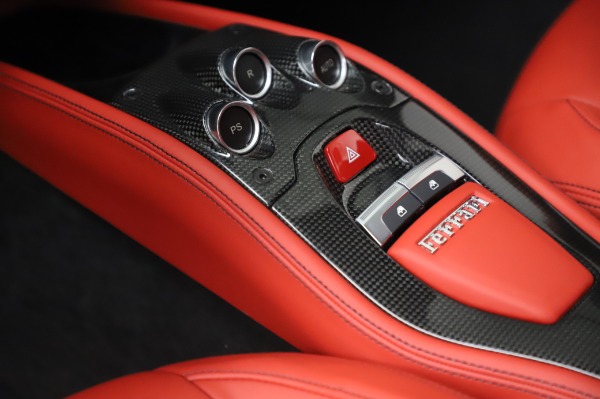 Used 2013 Ferrari 458 Italia for sale Sold at Aston Martin of Greenwich in Greenwich CT 06830 23