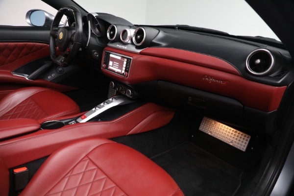 Used 2017 Ferrari California T for sale Sold at Aston Martin of Greenwich in Greenwich CT 06830 23