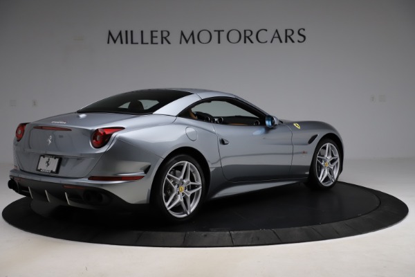 Used 2016 Ferrari California T for sale Sold at Aston Martin of Greenwich in Greenwich CT 06830 14