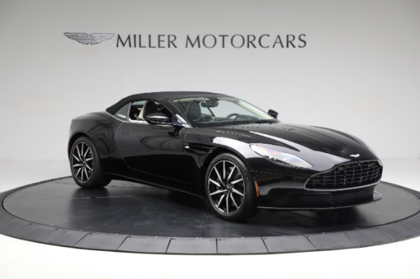 Used 2020 Aston Martin DB11 Volante for sale Sold at Aston Martin of Greenwich in Greenwich CT 06830 18