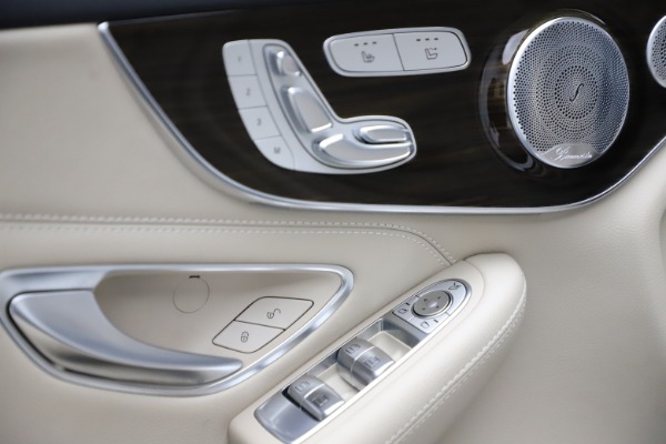 Used 2019 Mercedes-Benz C-Class C 300 4MATIC for sale Sold at Miller Motorcars Aston Martin in Greenwich CT 06830 28