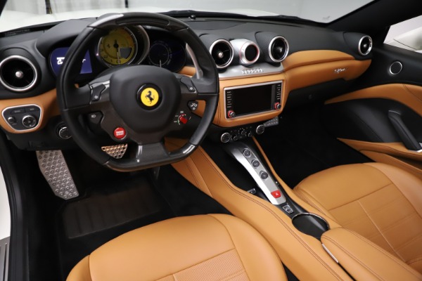Used 2018 Ferrari California T for sale Sold at Aston Martin of Greenwich in Greenwich CT 06830 17