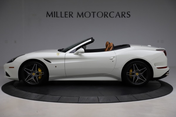 Used 2018 Ferrari California T for sale Sold at Aston Martin of Greenwich in Greenwich CT 06830 3