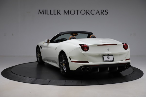 Used 2018 Ferrari California T for sale $169,900 at Aston Martin of Greenwich in Greenwich CT 06830 5