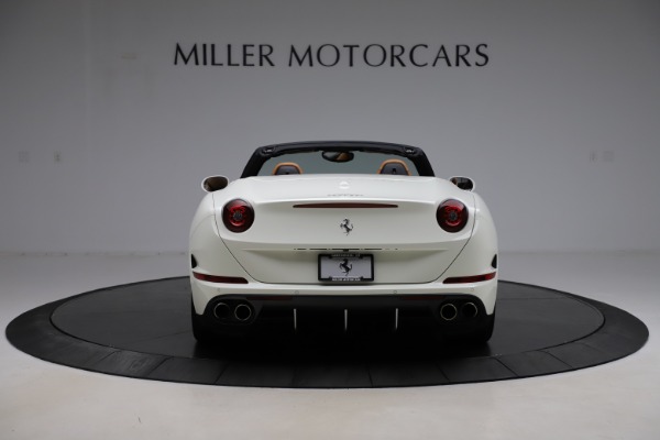 Used 2018 Ferrari California T for sale $169,900 at Aston Martin of Greenwich in Greenwich CT 06830 6