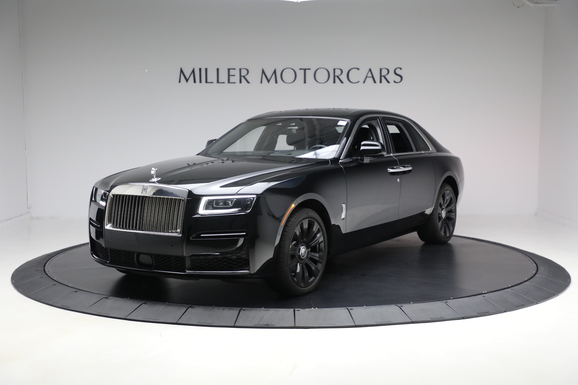Used 2021 Rolls-Royce Ghost for sale $245,900 at Aston Martin of Greenwich in Greenwich CT 06830 1