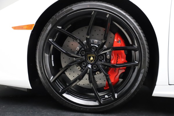 Used 2016 Lamborghini Huracan LP 610-4 Spyder for sale Sold at Miller Motorcars Aston Martin in Greenwich CT 06830 28