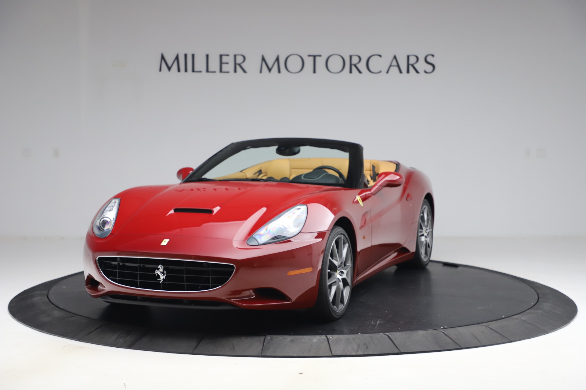 Used 2014 Ferrari California 30 for sale Sold at Aston Martin of Greenwich in Greenwich CT 06830 1