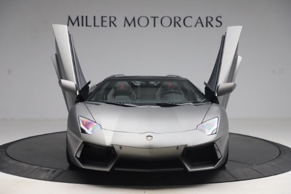 Used 2015 Lamborghini Aventador Roadster LP 700-4 for sale Sold at Aston Martin of Greenwich in Greenwich CT 06830 12