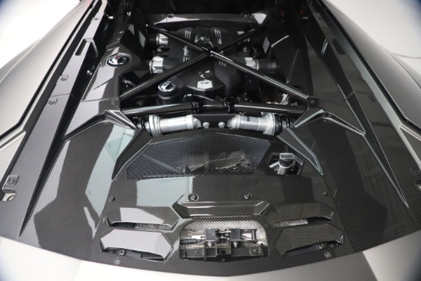Used 2015 Lamborghini Aventador Roadster LP 700-4 for sale $349,900 at Aston Martin of Greenwich in Greenwich CT 06830 24