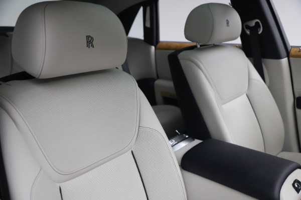 Used 2018 Rolls-Royce Ghost for sale Sold at Aston Martin of Greenwich in Greenwich CT 06830 15