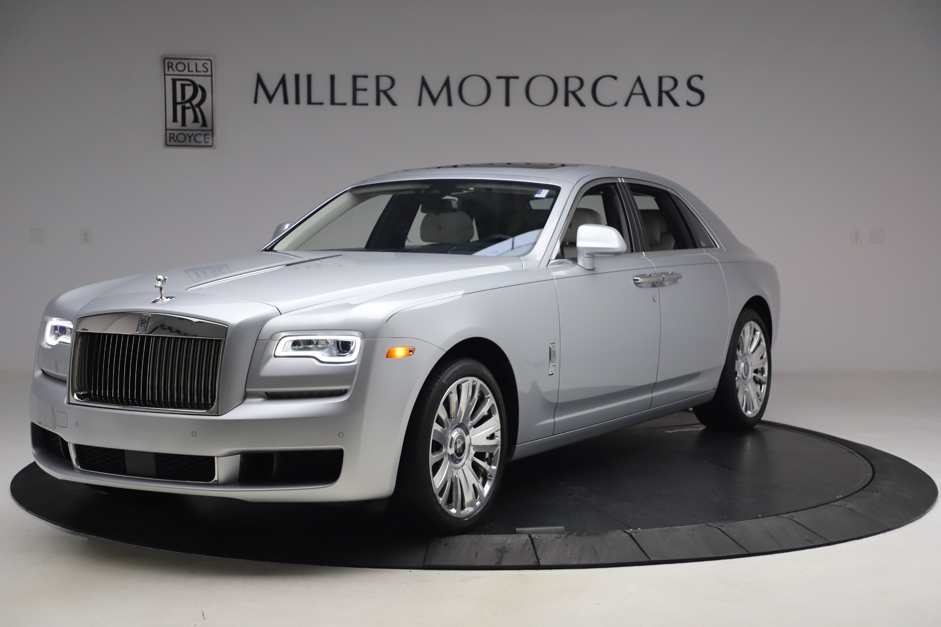 Used 2018 Rolls-Royce Ghost for sale Sold at Aston Martin of Greenwich in Greenwich CT 06830 1