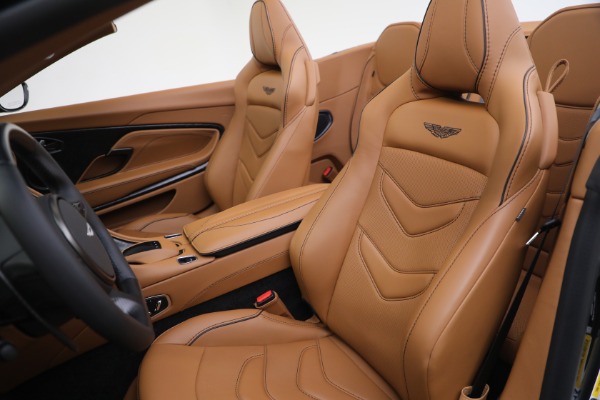 Used 2021 Aston Martin DBS Superleggera Volante for sale $295,900 at Aston Martin of Greenwich in Greenwich CT 06830 21