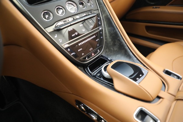 Used 2021 Aston Martin DBS Superleggera Volante for sale $295,900 at Aston Martin of Greenwich in Greenwich CT 06830 27